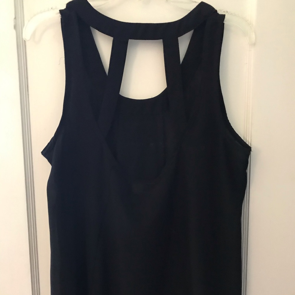 Basic Black Tank - Picture 4 of 4